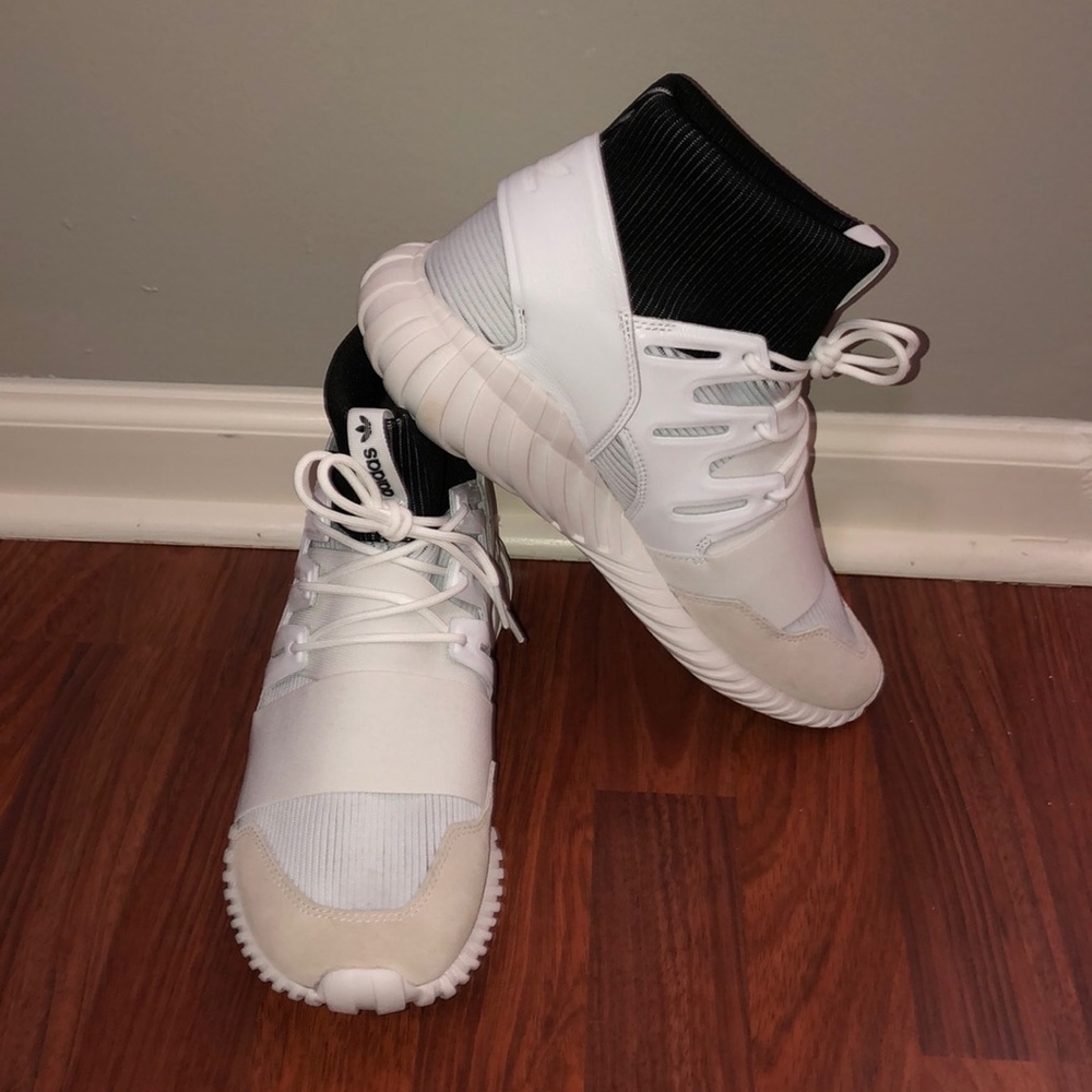 New Adidas Tubular high top yin yang! 10.5